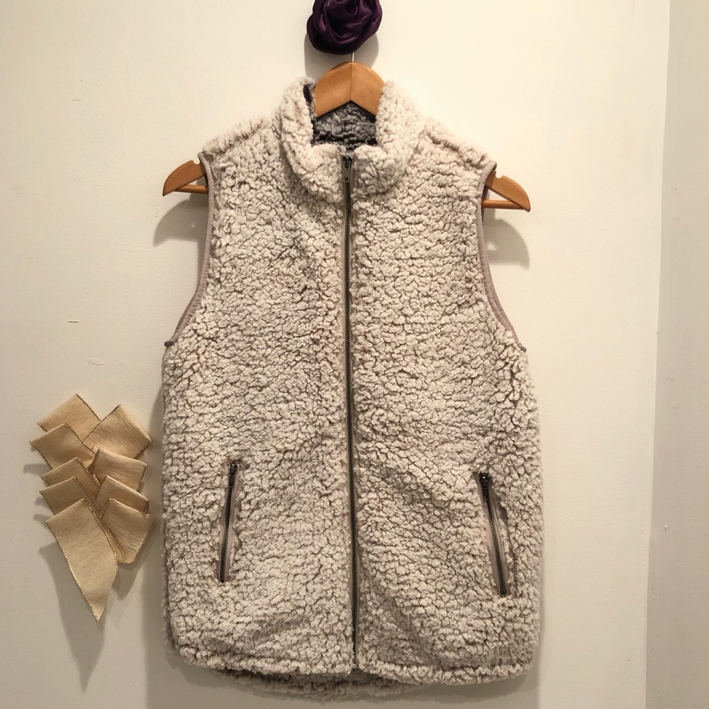 Thread & Supply Sherpa Fleece Full Zip Off Vest